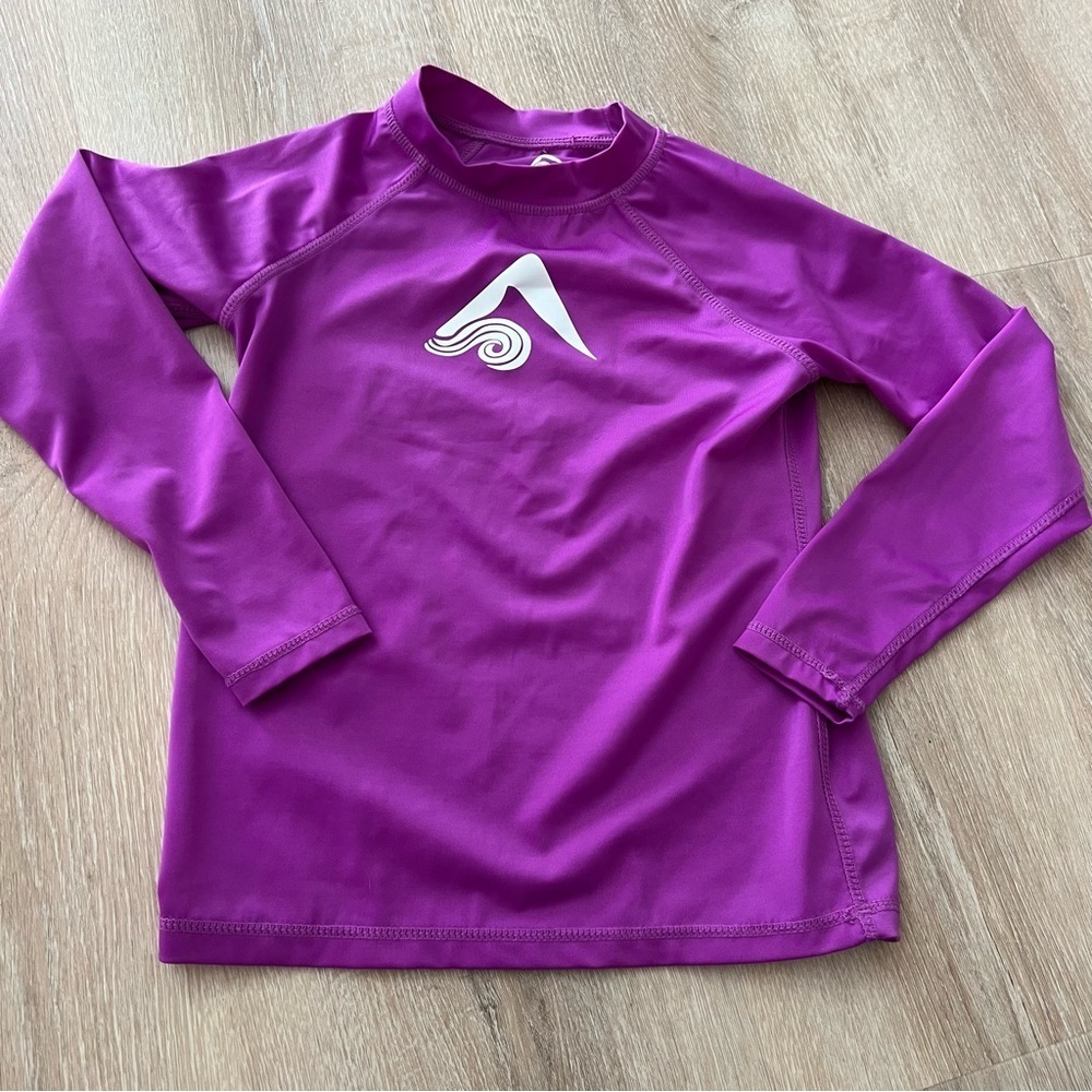 Kanu surf size 10 swim shirt purple pink